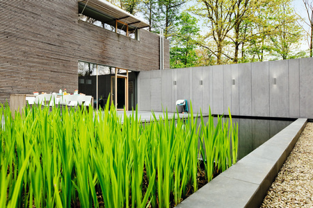 Kinkiet Ogrodowy Lampa Elewacyjna Zewnętrzna 2x GU10 IP44 Szara Nightingale Philips