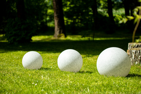 Lampa Zewnętrzna Ogrodowa Wbijana 230V E27 KULA 40cm Kamienna