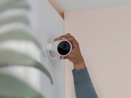 Kamera Przewodowa Zewnętrzna IP 2K QHD 1440p CMOS Biała Zigbee WiFi SMART Security Camera Secure Philips HUE