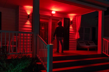 Naświetlacz LED Lampa 30.5W 2250lm IP44 White and Color Ambiance RGB + TW Czarna z Kamerą Zewnętrzną IP 1080p Full HD CMOS Inteligentna SMART Zigbee Secure Floodlight Camera Philips HUE