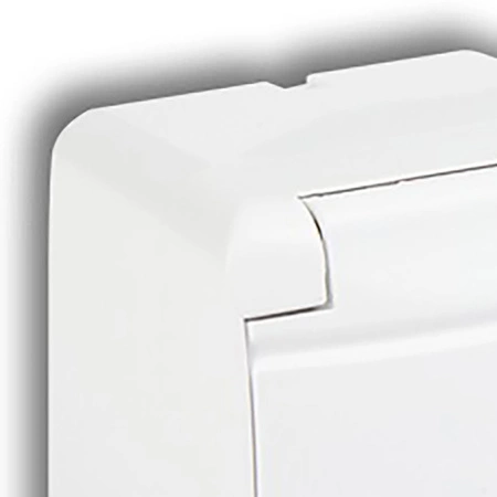 Gniazdko Potrójne Elektryczne Hermetyczne Ścienne Natynkowe z Bolcem IP54 KARLIK Białe