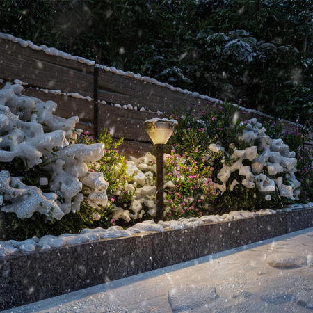 Lampka Solarna Ogrodowa Wbijana 3.8W 400lm 2700K Ciepła IP44 Czarny z Czujnikiem Ruchu Kyna Philips