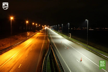 Żarówka LED E27 28W 4000lm 4000K Neutralna IP65 do Lamp Ulicznych EM/AC MASTER HLP SON Philips