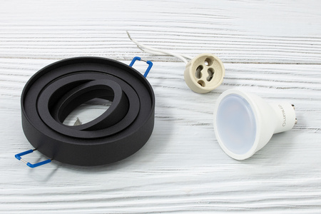 Zestaw Oprawa HALOGENOWA Tuba Spot Ruchoma MIDI GU10 Okrągła Czarna 20mm + LED GU10 6W 4000K LUMILED