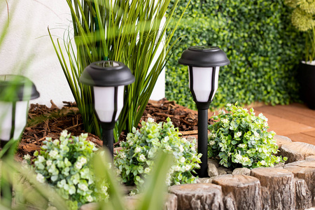 Lampa Solarna Ogrodowa LED Wbijana Pochodnia 40cm IP44 Czujnik Zmierzchu