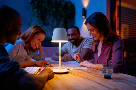 Lampa Stołowa Biurkowa LED 6.2W 530lm White and Color Ambiance RGB + TW Biała 35cm Inteligentna SMART Zigbee Bluetooth Go Table Philips HUE