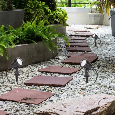 Lampa LED Ogrodowa Zewnętrzna Reflektor SERGIO 7W 4500K Wbijana Czarna Nowoczesna