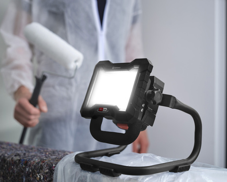 Naświetlacz Reflektor LED Lampa Akumulatorowy Na Statywie Przenośny Roboczy 40W 4500lm 6500K IP54 Czarny Worklight Ledvance