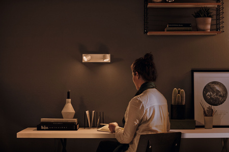 Lampa Sufitowa Reflektor LED 9W 1000lm 2200-2700K Ściemnialna WarmGlow Biała Star Philips