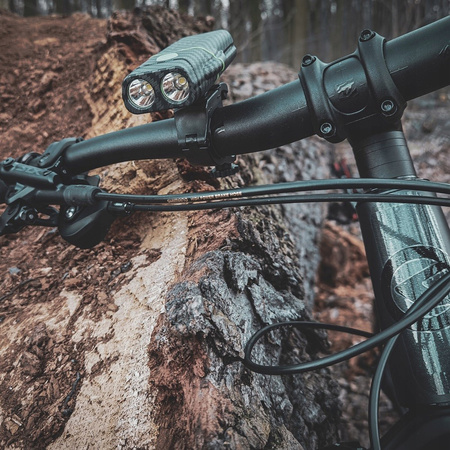 Latarka Lampka Przednia Rowerowa LED USB-C Uchwyt 6 Trybów 600lm IP65 Funkcja Powerbank VAYOX