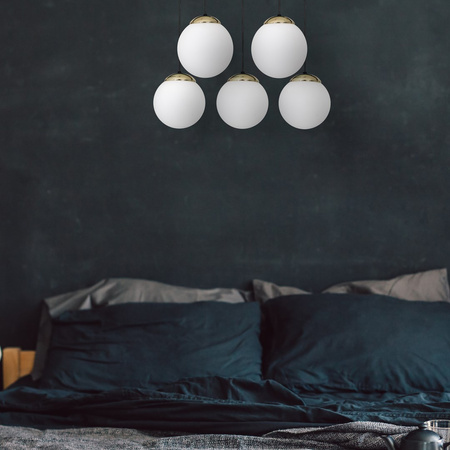 Lampa wisząca SPARTA 5xE14 Biała Kula Złote Elementy Milagro MLP64501 Metal + Szkło