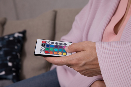 Żarówka LED A60 E27 9.4W = 60W 806lm 2700K RGBW 200° Ściemnialna Pilot Retrofit Filament Osram