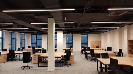 Lampa LED Oprawa Liniowa 31W 4340lm 4000K Neutralna IK08 Chrom Nexline Kobi