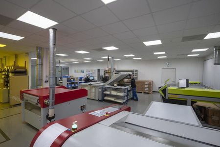 Panel LED Oprawa Lampa Sufitowa 33W 4320lm 4000K Neutralna Ściemnialna Natynkowa Podtynkowa Biały 60x60cm Zigbee Comfort Ledvance