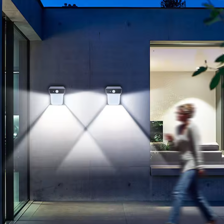 Lampa LED Solarna Ogrodowa Elewacyjna Kinkiet 4000K IP54 Czujnik Ruchu i Zmierzchu