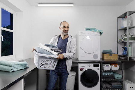 Lampa Oprawa Liniowa Listwa Oświetleniowa 20W 2300lm 4000K Neutralna Biały Submarine Ledvance