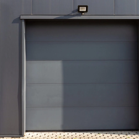 Naświetlacz LED 20W 1600lm 3000K Czarny z Czujnikem ruchu i zmierzchu GOLDLUX (Polux)