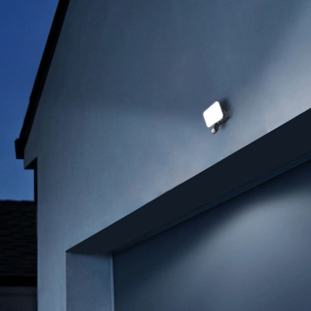 Naświetlacz LED 30W 2850lm 5000K Zimna z Czujnikiem Ruchu Czarny z Mleczną Przesłoną Videx