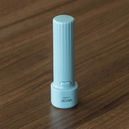 Latarka akumulatorowa LED Lampka Ręczna 1W 3,7V 100lm 3 Tryby Pracy VAYOX