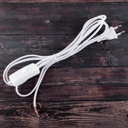 Sznur Przyłączeniowy Kabel 2,5m 2x0,5 z włącznikiem kołyskowym BIAŁY