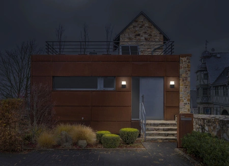 Kinkiet Ogrodowy Lampa Elewacyjna Zewnętrzna LED z Czujnikiem Ruchu i Zmierzchu 5W 350lm 3000K Ciepła Ściemnialna Szary IP54 Endura Osram