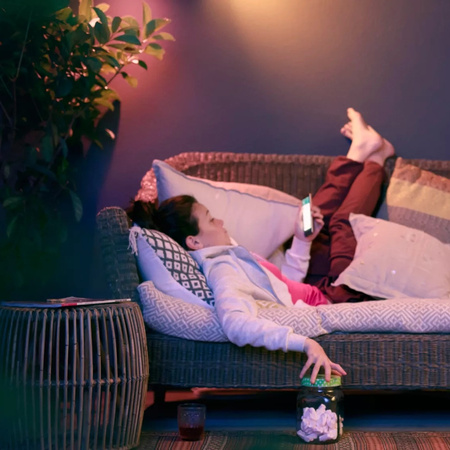 Kinkiet Ogrodowy LED Lampa Zewnętrzna Elewacyjna 8W 590lm IP44 White and Color Ambiance RGB + TW Czarna Inteligentna SMART Zigbee Bluetooth Resonate Philips HUE