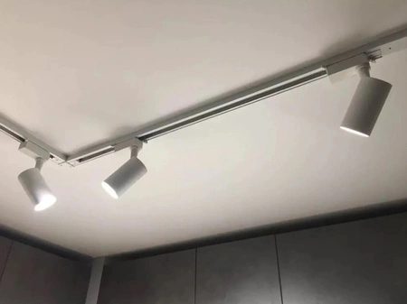 Łącznik Kątowy Narożny do Listw Szynowych Trójfazowych Biały