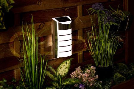 Lampa Ogrodowa LED elewacyjna solarna SAFFO chrom/biały 6000K zimna GOLDLUX (Polux)