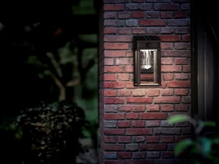 Kinkiet Ogrodowy Lampa Solarna Elewacyjna Zewnętrzna LED 3.2W 470lm 4000K IP44 z Czujnikiem Ruchu i Zmierzchu Czarna Geri Ultra Efficient Philips