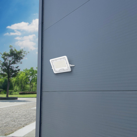 Naświetlacz LED 100W 9000lm 5000K IP65 Biały VIDEX LUCA