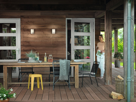 Kinkiet Ogrodowy Lampa Elewacyjna Zewnętrzna LED 6W 600lm 2700K z Czujnikiem Ruchu i Zmierzchu Srebrna IP44 Python Philips