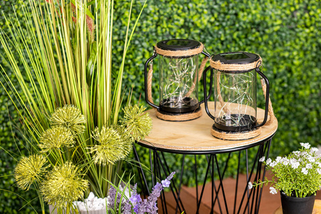 Lampa Solarna LED Zewnętrzna Ogrodowa Wisząca Stojąca Latarenka 3000K IP44 Czujnik Zmierzchu