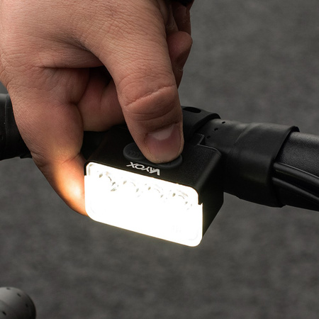 Lampka Latarka Rowerowa Przednia 8xLED USB-C 10 Trybów 900lm IPX6 VAYOX