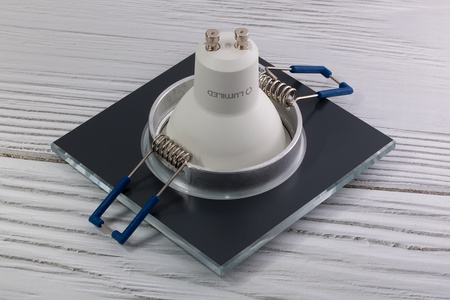 Zestaw Oprawa Podtynkowa Stała GU10 MR15 Kwadrat Szklana Ariel LUMILED + Żarówka LED GU10 6W 3000K 120°