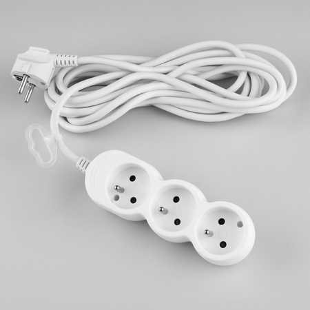 Przedłużacz Sieciowy Kabel z Uziemieniem Listwa Zasilająca 3 Gniazda 5m Biały Sznur Lendo Lumiled