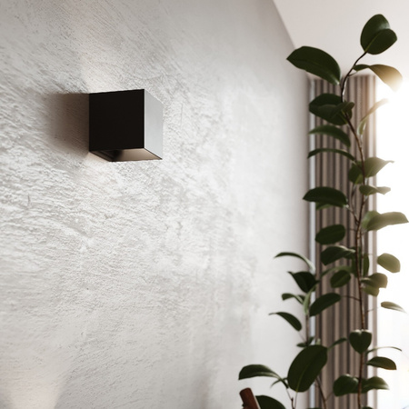 Lampa Ścienna Kinkiet Góra Dół Kwadratowa 3000K Ciepła Czarna Nowoczesna Luca Sollux