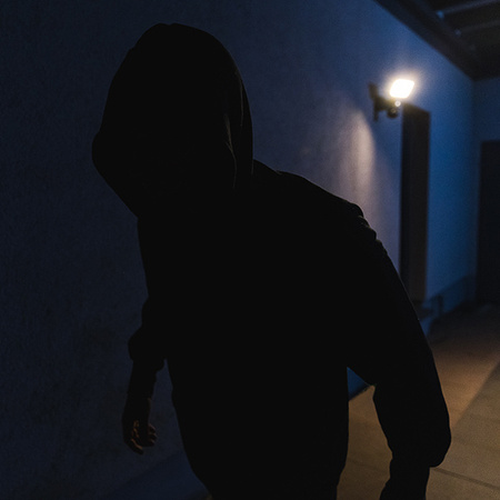 Naświetlacz LED 23W 2000lm 3000K Czujnik i Kamera HD SMART+ WIFI LEDVANCE