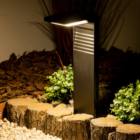 Lampa Solarna Ogrodowa LED Wbijana Stojąca Słupek 57cm 4000K IP64 z Czujnikiem Zmierzchu