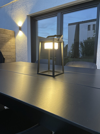 Lampa Ogrodowa Inteligentna Solarna Latarnia 2.5W 200lm 3000K Ciepła RGB+W Ściemnialna IP44 Czarny SMART+ Bluetooth Solar Ledvance