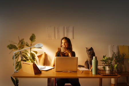 Lampa Stołowa Biurkowa Nocna LED 15W 600lm CCT Ściemnialna Biały SMART+ WiFi Sun@Home Ledvance