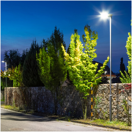 Lampa Uliczna LED Przemysłowa Oprawa Drogowa 40W 5600lm 4000K Neutralna IP66 IK08 Szara Vespa Kobi