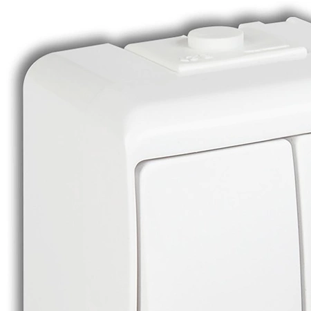 Łącznik Włącznik Świecznikowy Hermetyczny Dwubiegunowy Natynkowy Junior IP54 KARLIK Biały