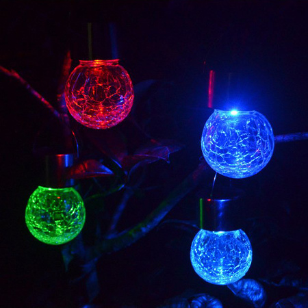 Lampa ogrodowa LED solarna wisząca KULKA LED RGB szklana czarna efekt pękniętego szkła