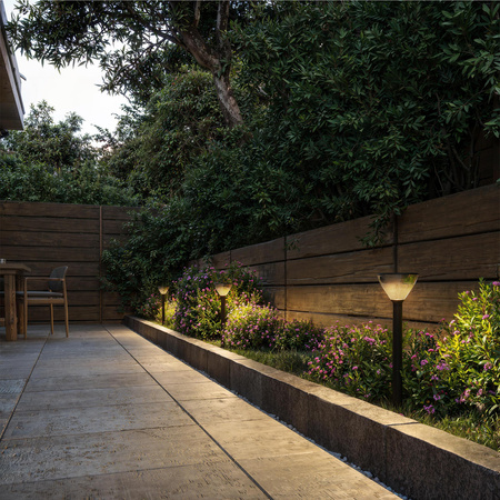 Lampka Solarna Ogrodowa Wbijana 3.8W 400lm 2700K Ciepła IP44 Czarny z Czujnikiem Ruchu Kyna Philips