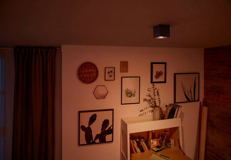 Oprawa Natynkowa Lampa LED 4.5W 500lm 2200-2700K Ściemnialna WarmGlow Czarna Box Philips