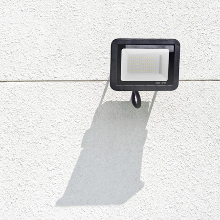 Naświetlacz LED 50W 4000lm 6500K 120° IP65 Czarny GOLDLUX (Polux)