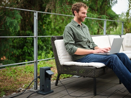 Słupek Zasilający Wzmacniacz Sygnału Zewnętrzny Osram SMART+ WiFi