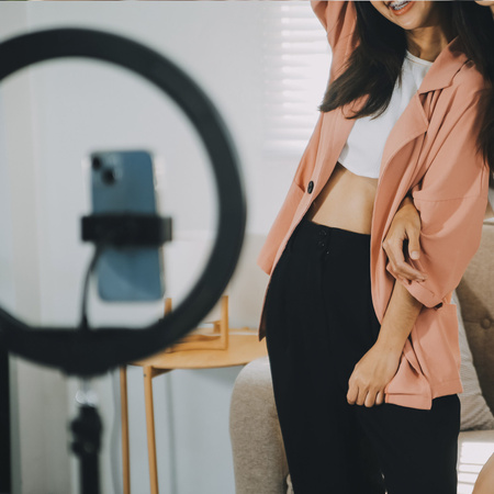 Lampa Stołowa LED 10W 240lm 2700-4000-6500K Ciepła 360° Czarna Ściemnialna SELFIE Sanico Goldlux