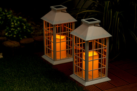 Lampa Solarna Ogrodowa LED Wisząca Latarenka Biała 27cm