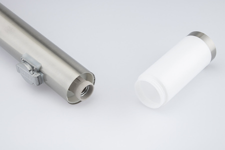 Lampa Ogrodowa Zewnętrzna E27 SREBRNY SŁUPEK 65cm z Gniazdem 230V